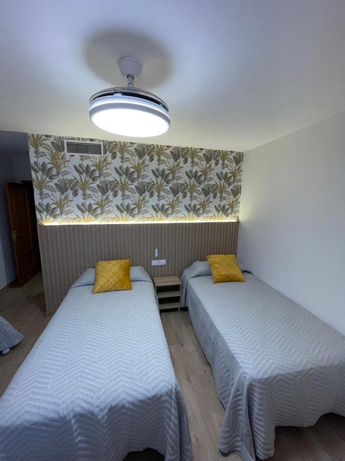 Hostal Calderon De La Barca Zalamea de la Serena エクステリア 写真