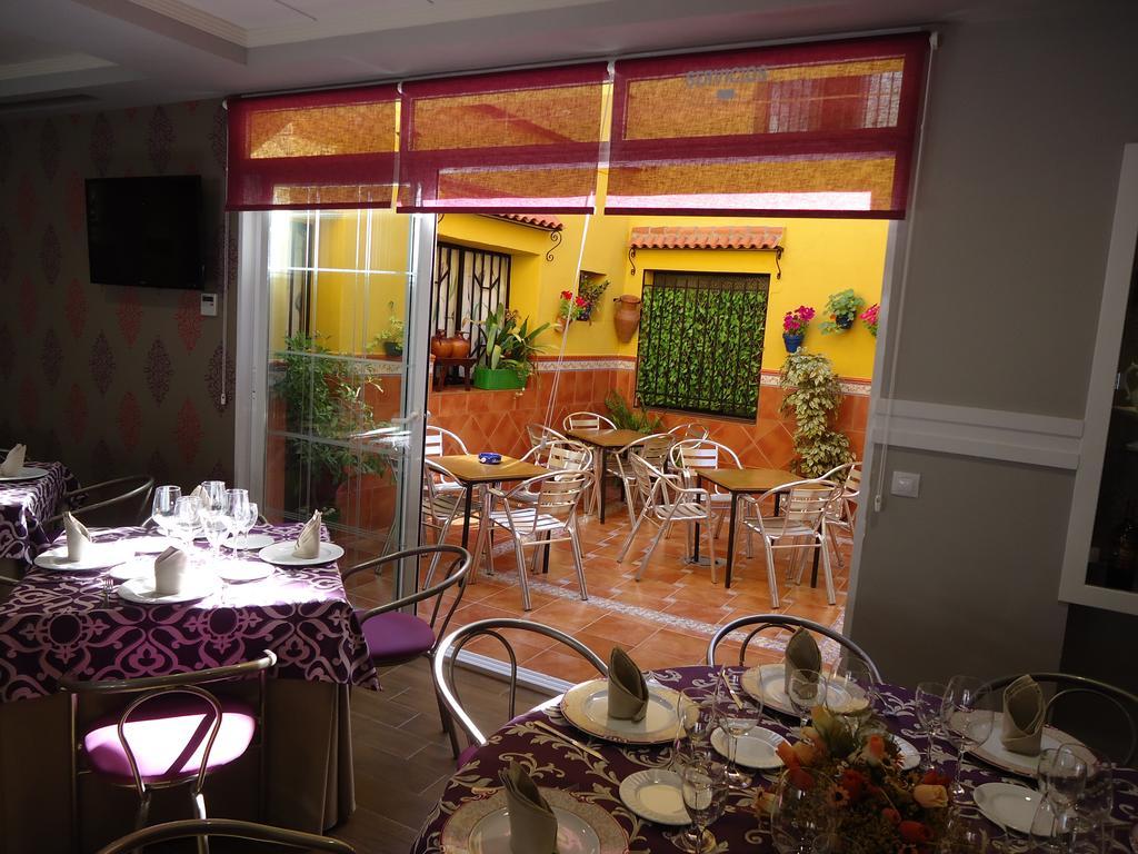 Hostal Calderon De La Barca Zalamea de la Serena エクステリア 写真
